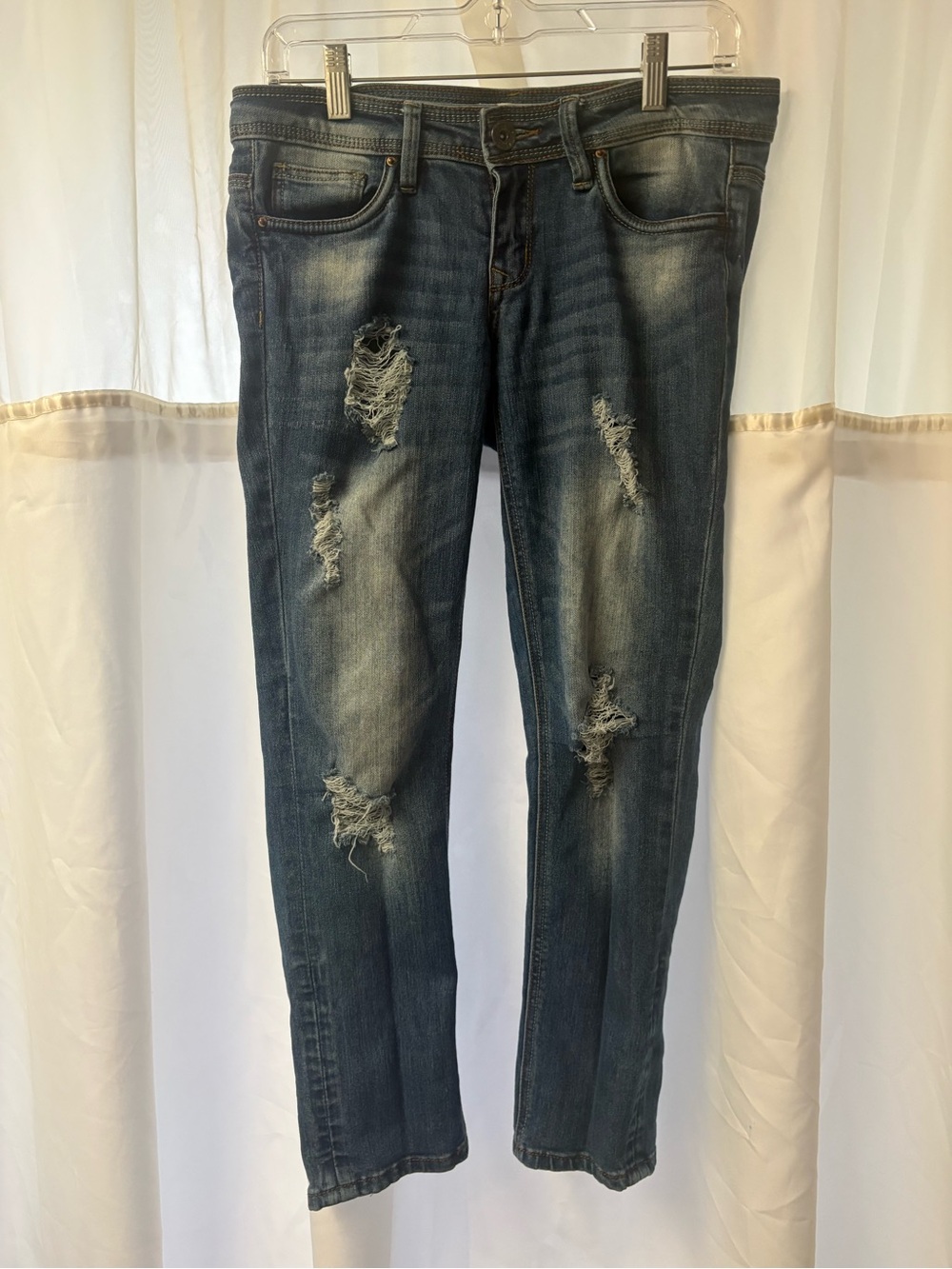 Women’s Distressed Slim Jeans - Blue